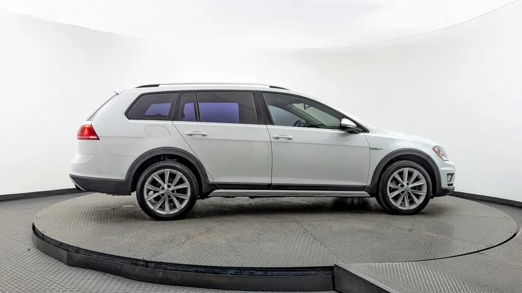 Florida Fine Cars - Used VOLKSWAGEN GOLF ALLTRACK 2017 MIAMI S