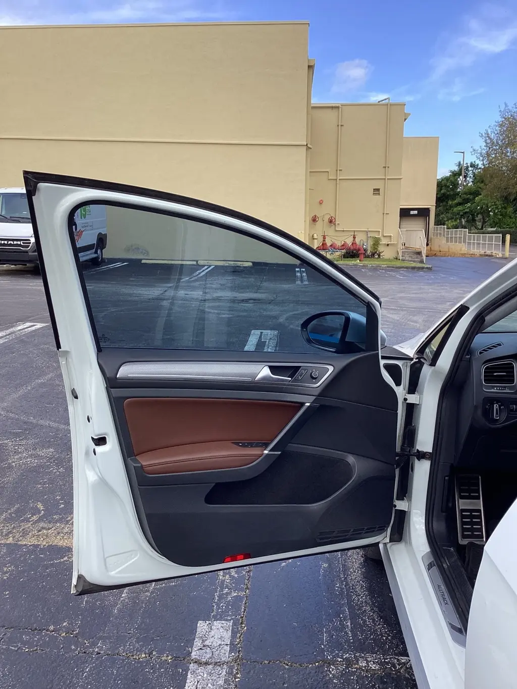 Florida Fine Cars - Used VOLKSWAGEN GOLF ALLTRACK 2017 MIAMI S