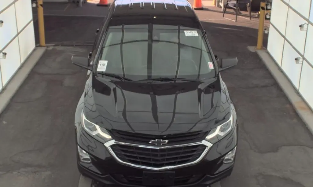 2020 Chevrolet Equinox LS photo 2