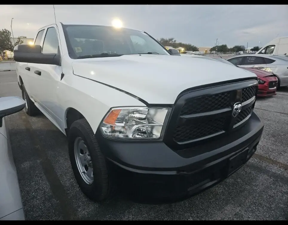 2022 Ram 1500 Classic Tradesman photo 2