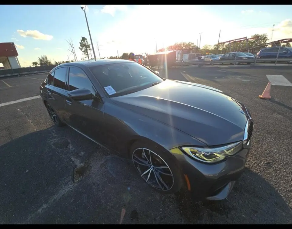 2019 Bmw 330i xDrive photo 2