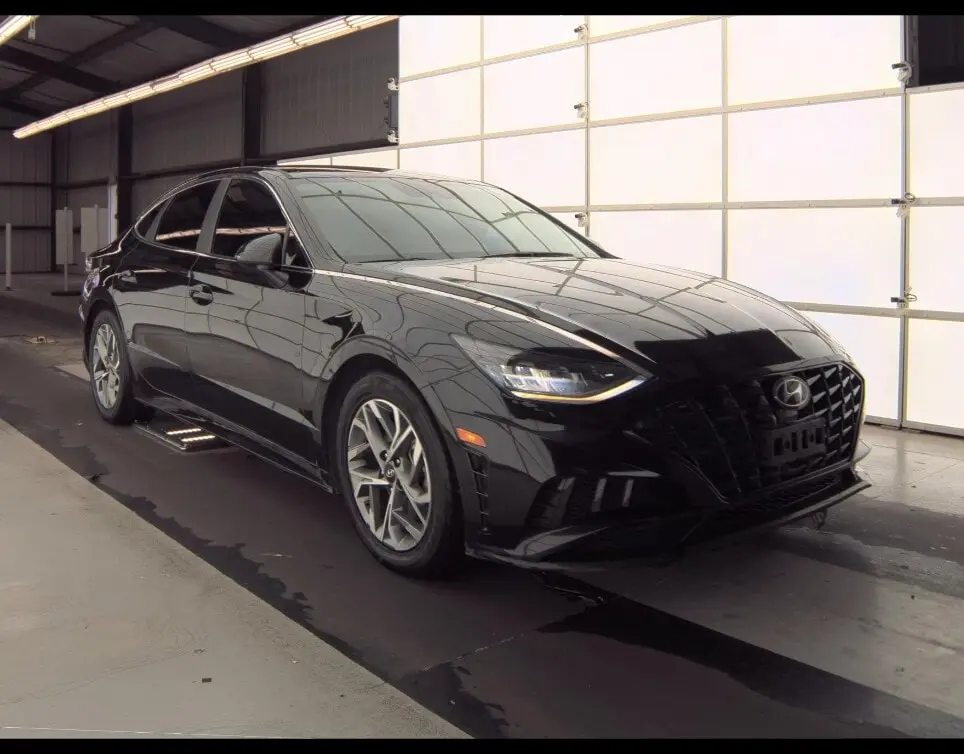 2022 Hyundai Sonata SEL photo 3