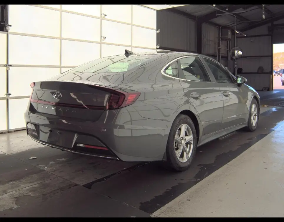 2023 Hyundai Sonata SE photo 4