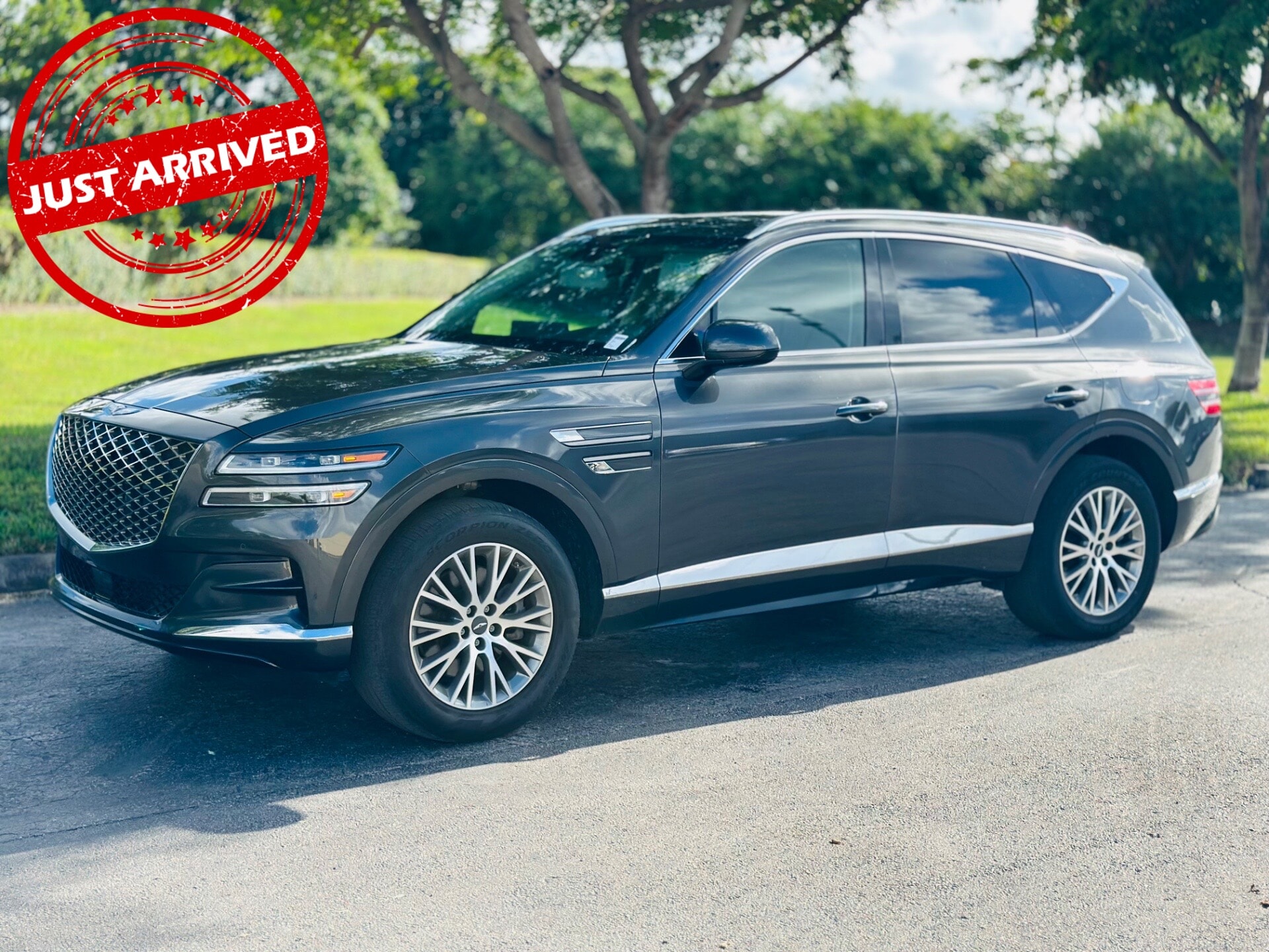 2024 GENESIS GV80 Standard's photo