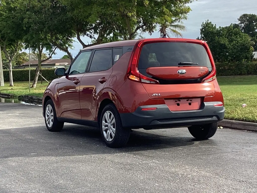 2020 Kia Soul LX S X-Line photo 4