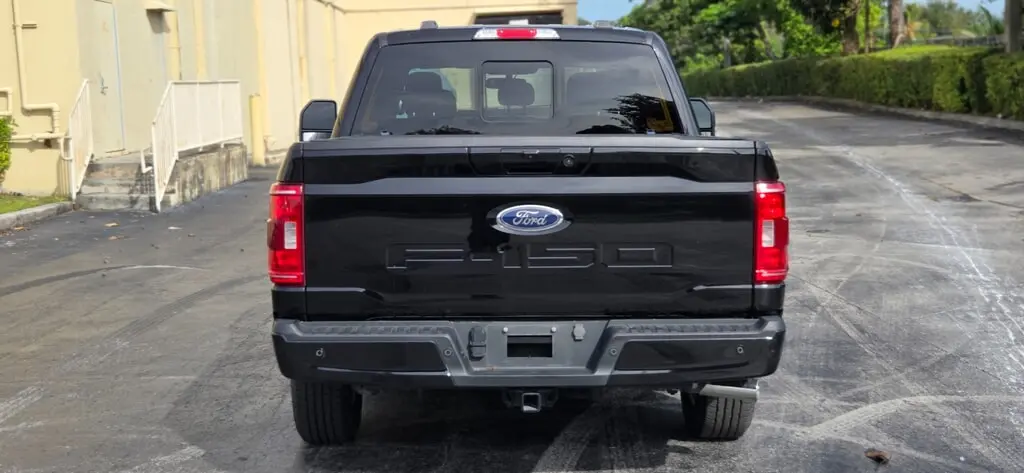 2023 Ford F-150 XL photo 4