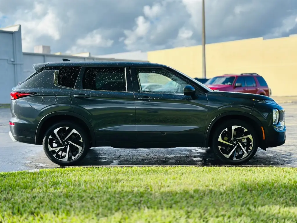 Florida Fine Cars - Used MITSUBISHI OUTLANDER 2024 WEST PALM SE