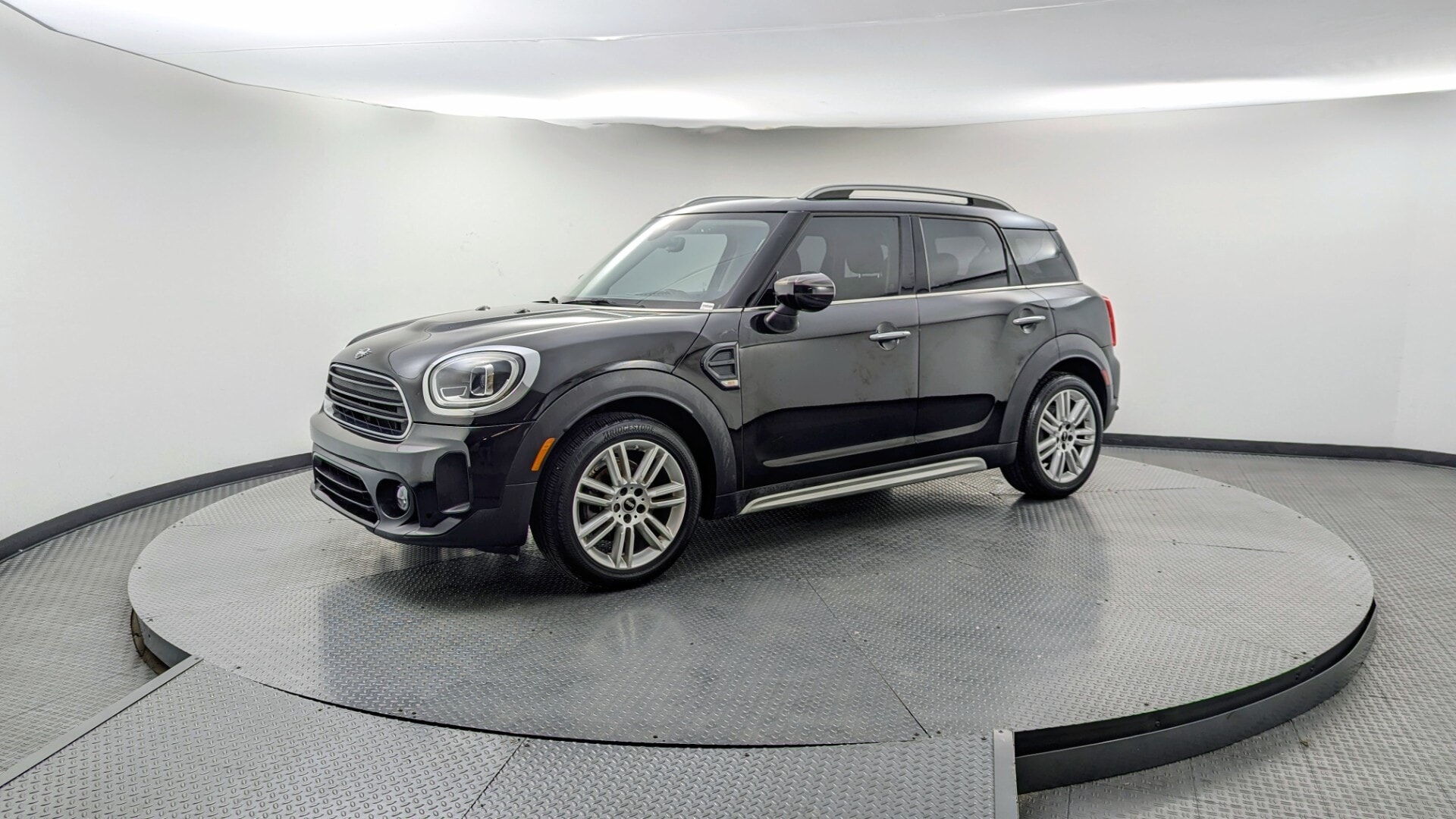 2022 MINI Countryman Base's photo