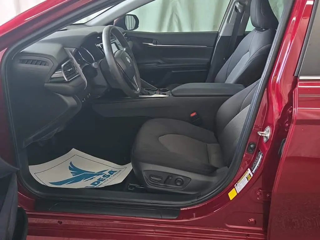 Florida Fine Cars - Used TOYOTA CAMRY 2020 WEST PALM HYBRID LE