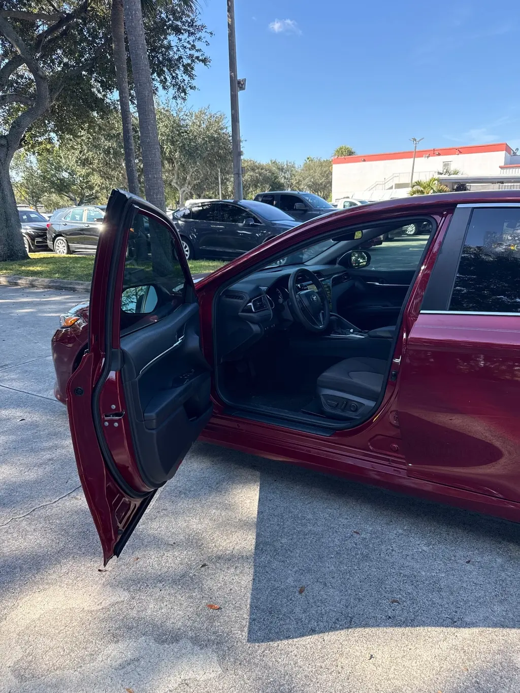 Florida Fine Cars - Used TOYOTA CAMRY 2020 WEST PALM HYBRID LE