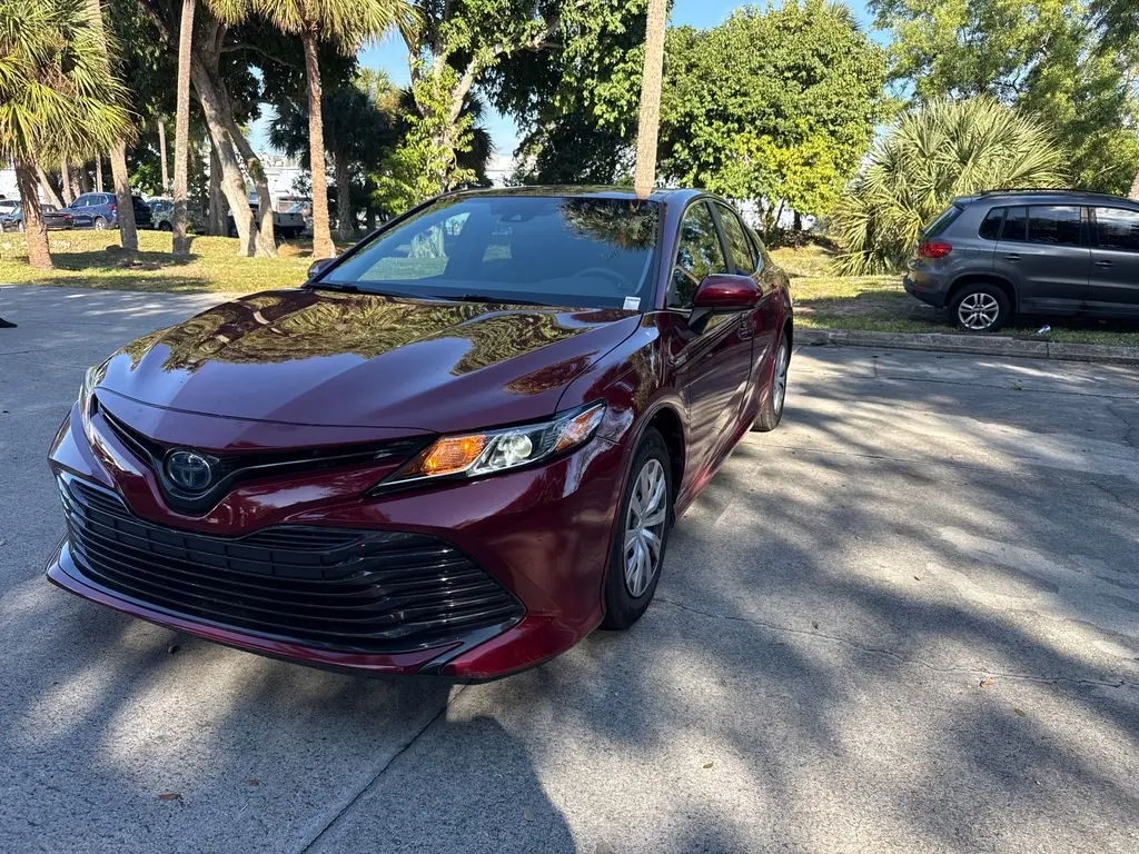 Florida Fine Cars - Used TOYOTA CAMRY 2020 WEST PALM HYBRID LE