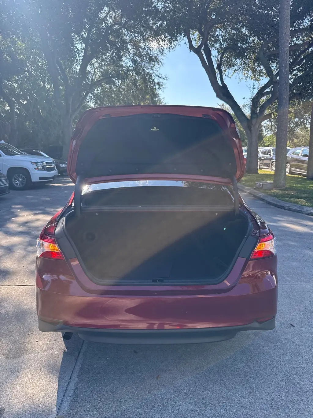 Florida Fine Cars - Used TOYOTA CAMRY 2020 WEST PALM HYBRID LE