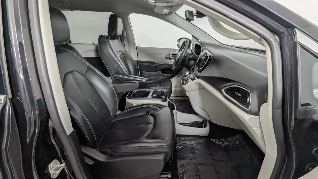 Florida Fine Cars - Used CHRYSLER PACIFICA 2023 ORLANDO TOURING L