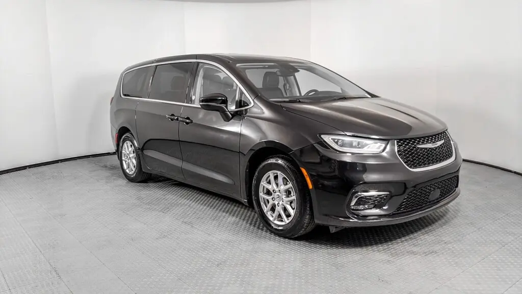 Florida Fine Cars - Used CHRYSLER PACIFICA 2023 ORLANDO TOURING L