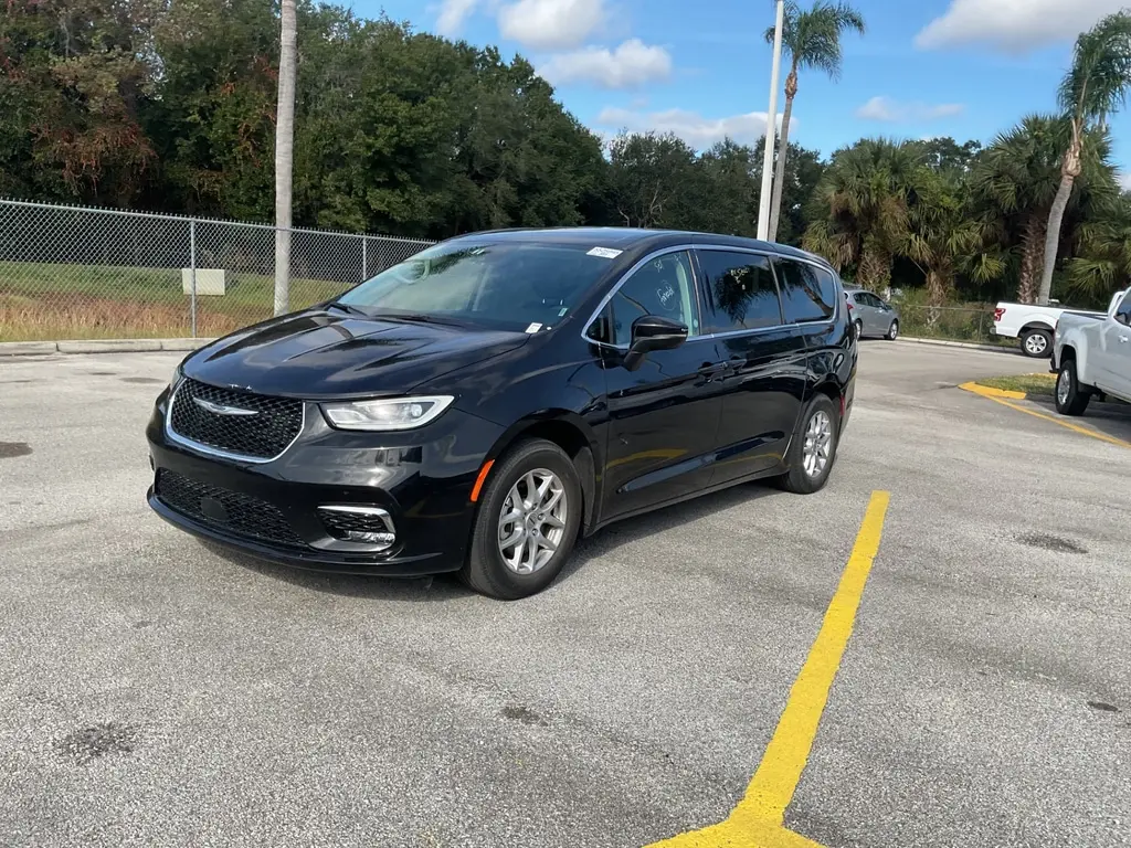 Florida Fine Cars - Used CHRYSLER PACIFICA 2023 ORLANDO TOURING L