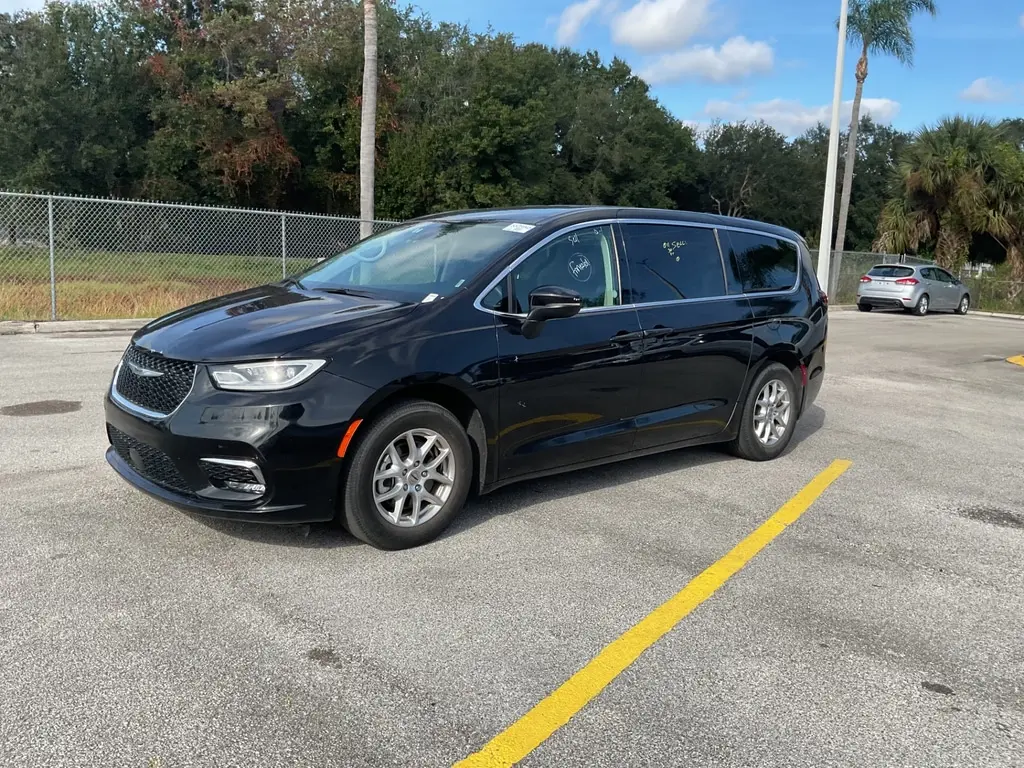 Florida Fine Cars - Used CHRYSLER PACIFICA 2023 ORLANDO TOURING L