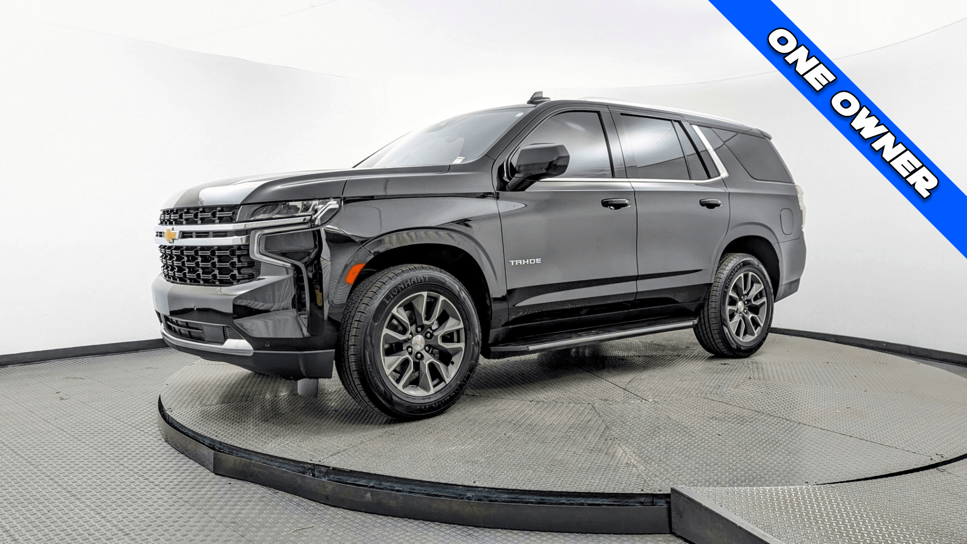 2023 Chevrolet Tahoe LS's photo