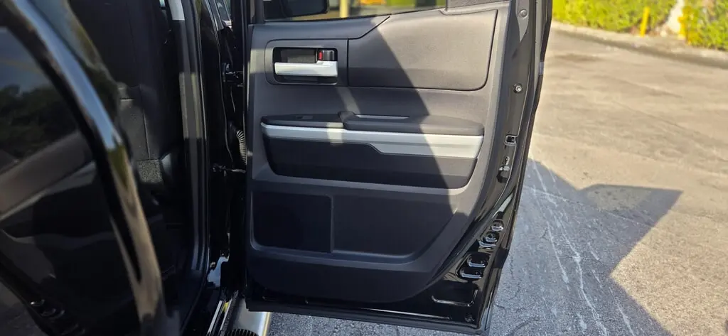 Florida Fine Cars - Used TOYOTA TUNDRA 2WD 2016 MIAMI SR5