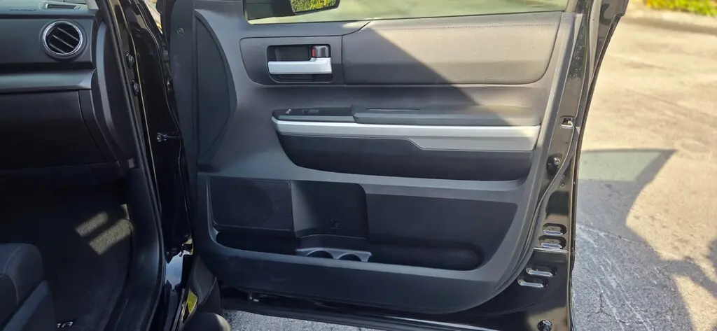 Florida Fine Cars - Used TOYOTA TUNDRA 2WD 2016 MIAMI SR5