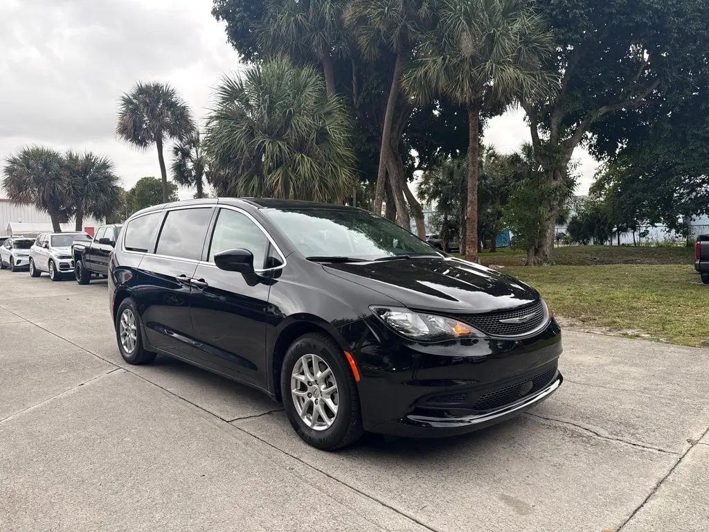 Florida Fine Cars - Used CHRYSLER VOYAGER 2022 WEST PALM LX