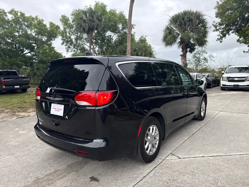 Florida Fine Cars - Used CHRYSLER VOYAGER 2022 WEST PALM LX