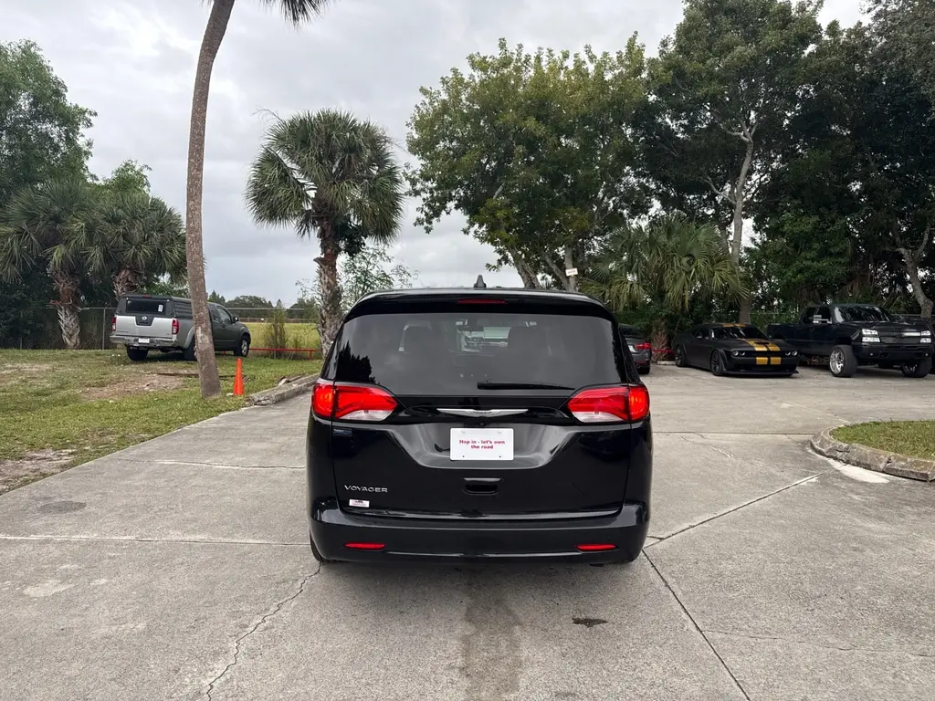 Florida Fine Cars - Used CHRYSLER VOYAGER 2022 WEST PALM LX