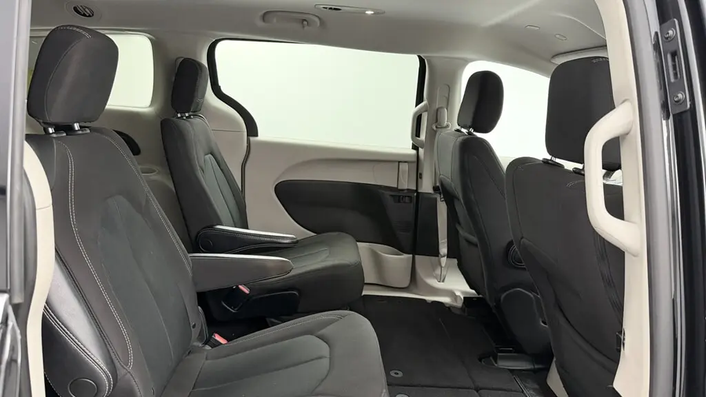 Florida Fine Cars - Used CHRYSLER VOYAGER 2022 WEST PALM LX