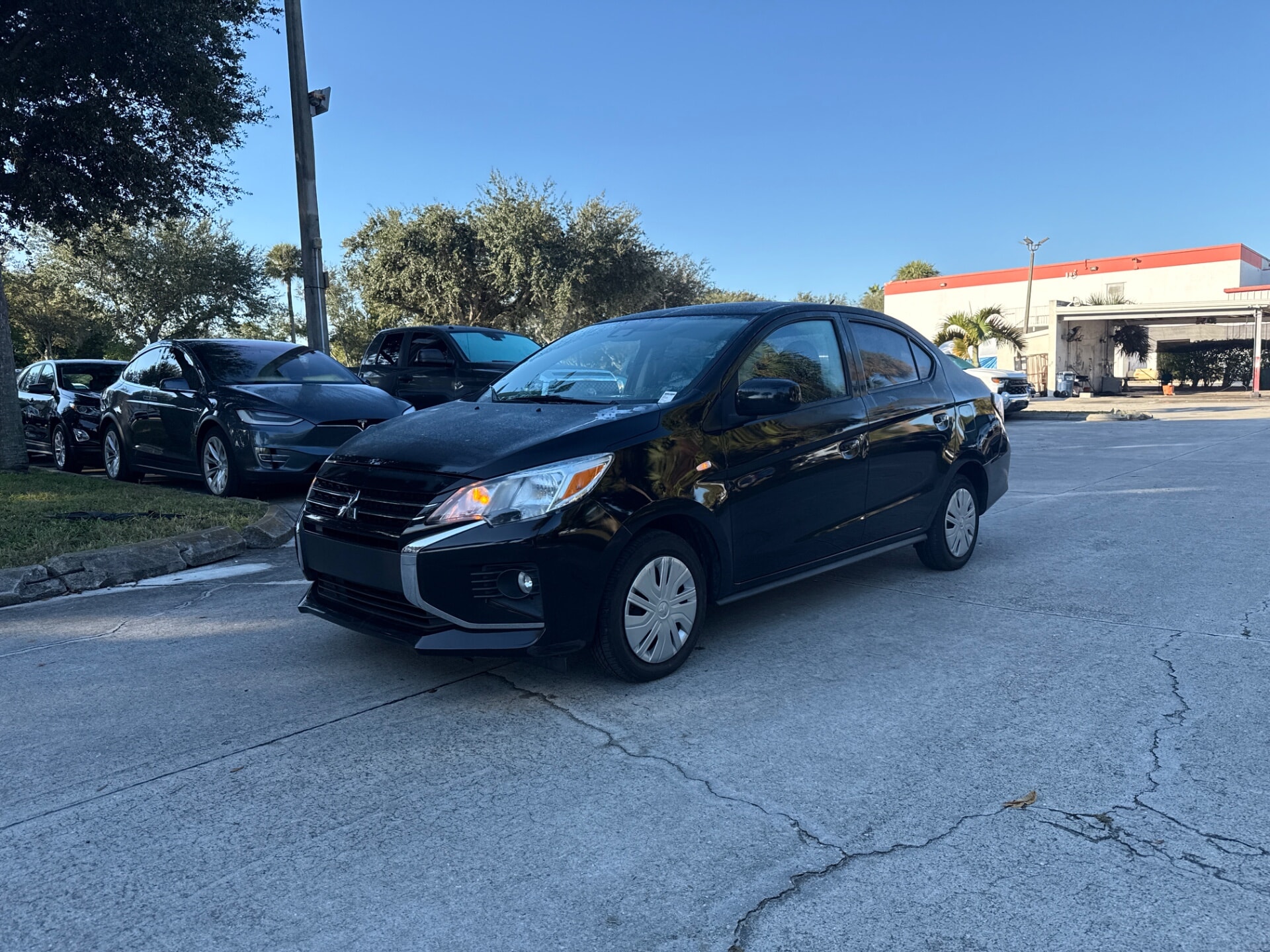 2022 Mitsubishi Mirage G4 LE's photo