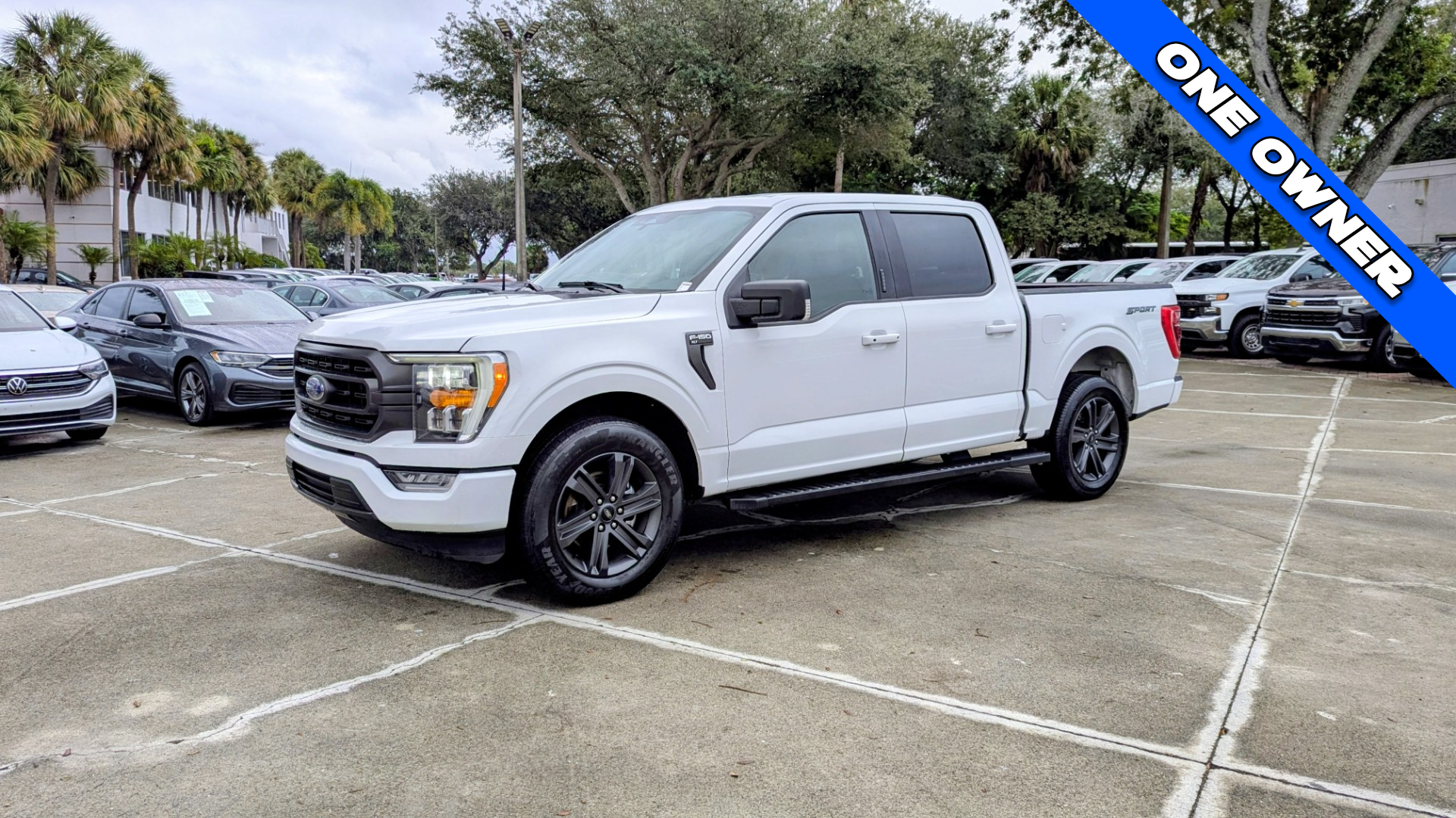 2023 Ford F-150 XLT's photo