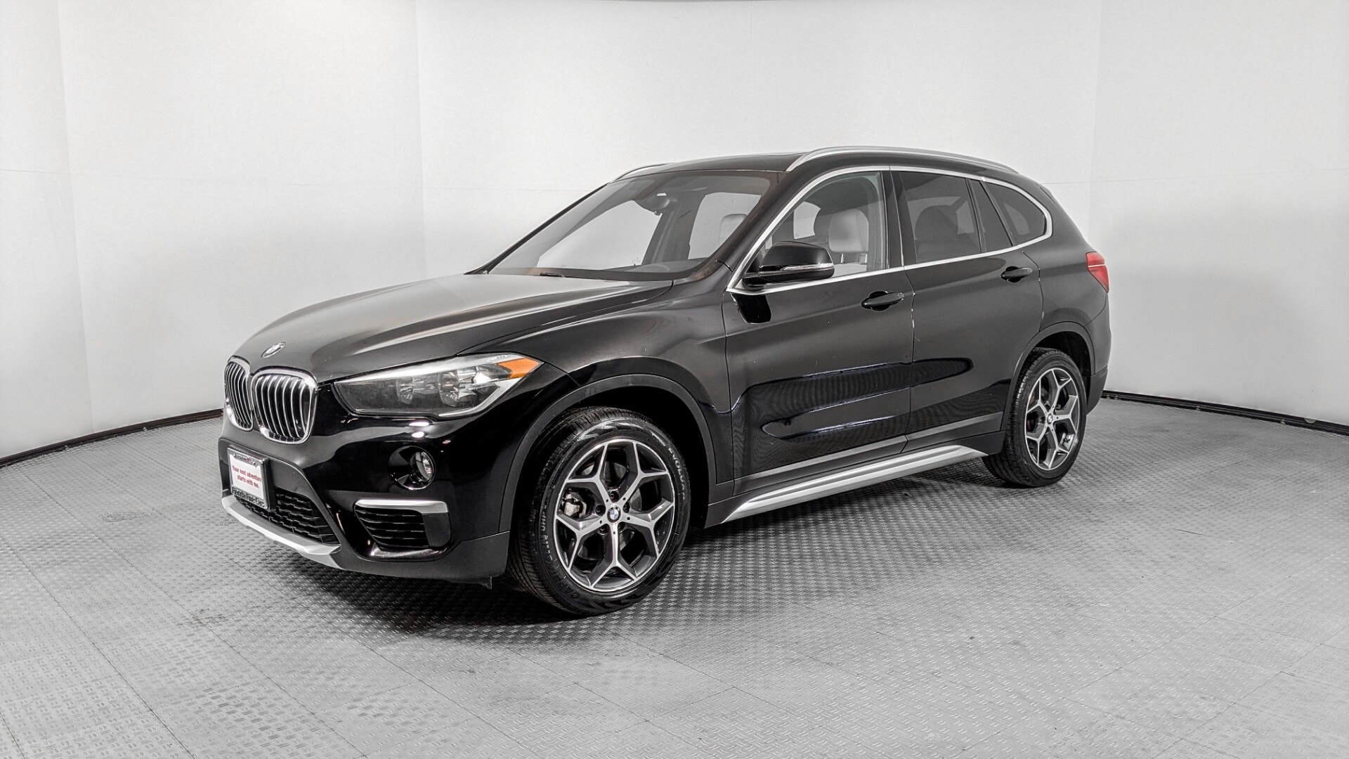 2018 BMW X1 28i's photo