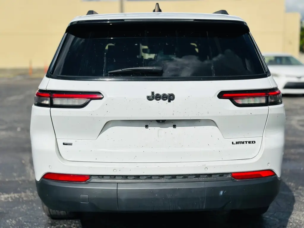 Florida Fine Cars - Used JEEP GRAND CHEROKEE L 2023 MIAMI LIMITED