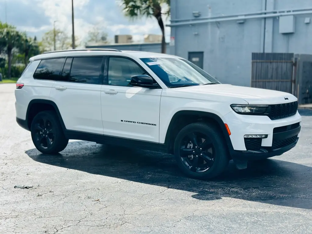 Florida Fine Cars - Used JEEP GRAND CHEROKEE L 2023 MIAMI LIMITED