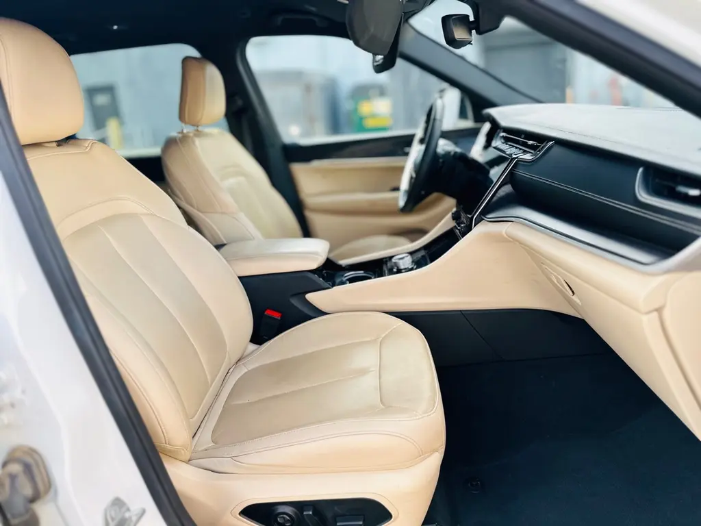 Florida Fine Cars - Used JEEP GRAND CHEROKEE L 2023 MIAMI LIMITED