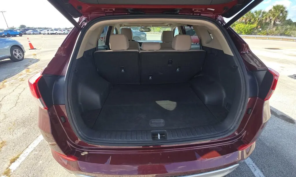 Florida Fine Cars - Used HYUNDAI TUCSON 2017 MIAMI VALUE