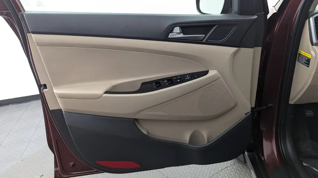 Florida Fine Cars - Used HYUNDAI TUCSON 2017 MIAMI VALUE