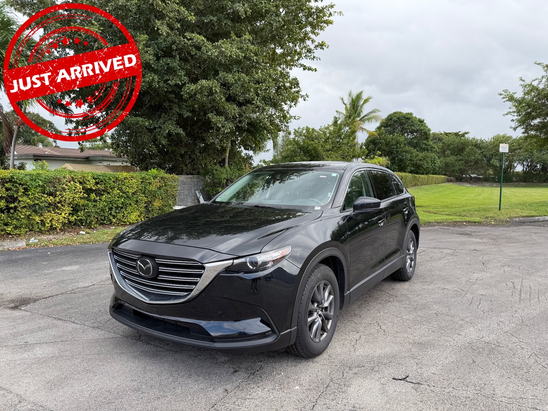 2023 Mazda CX-9 Touring's photo