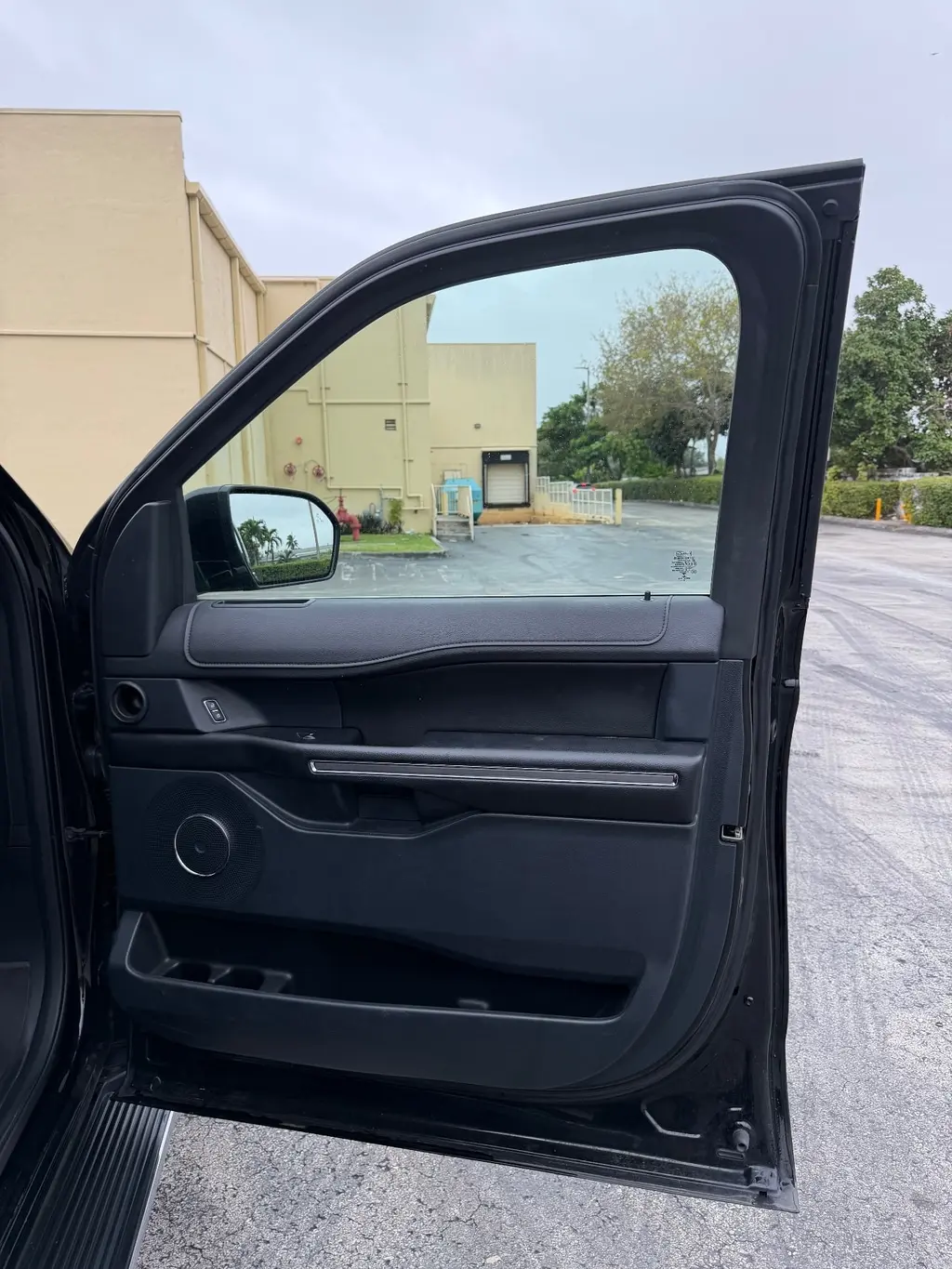 Florida Fine Cars - Used FORD EXPEDITION MAX 2018 MIAMI XLT