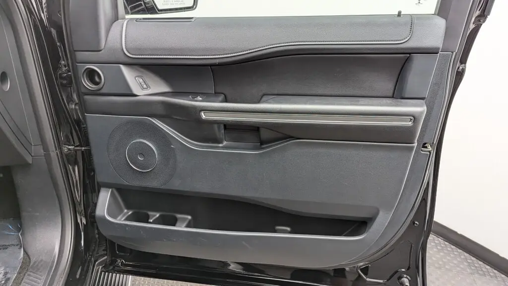 Florida Fine Cars - Used FORD EXPEDITION MAX 2018 MIAMI XLT