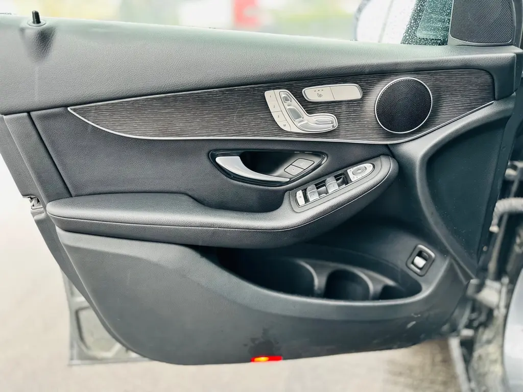 Florida Fine Cars - Used MERCEDES-BENZ GLC 2022 MIAMI GLC 300