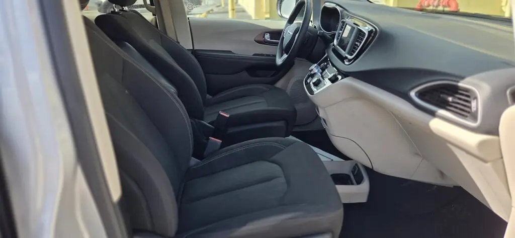 Florida Fine Cars - Used CHRYSLER VOYAGER 2024 MARGATE LX