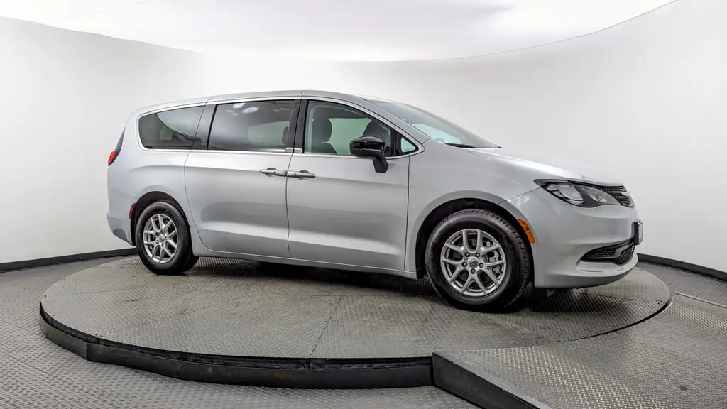 Florida Fine Cars - Used CHRYSLER VOYAGER 2024 MARGATE LX