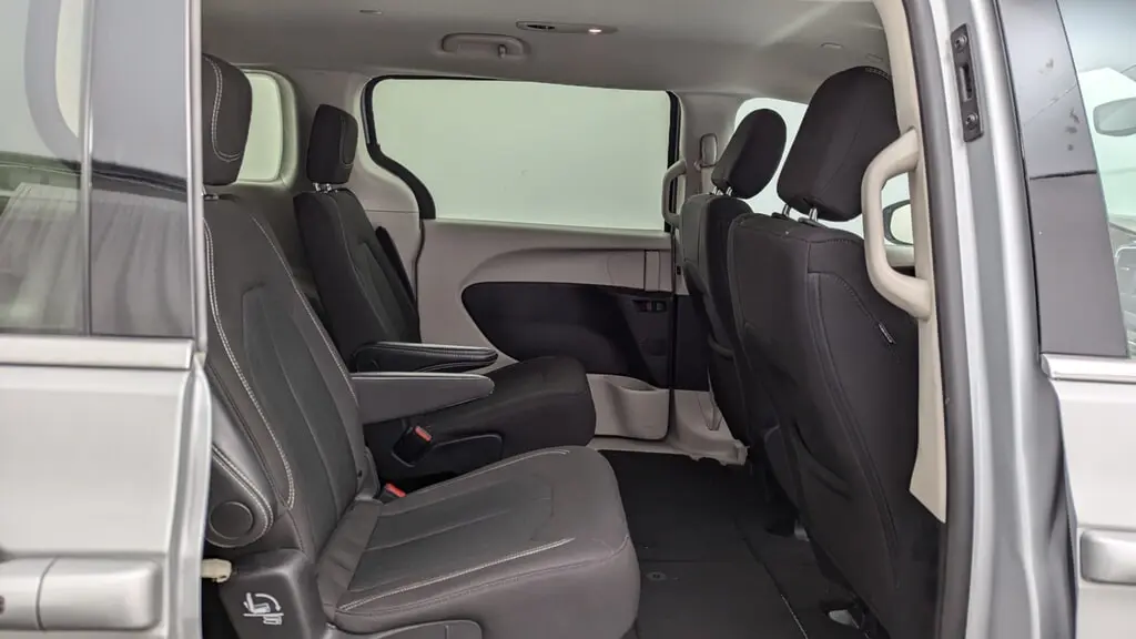 Florida Fine Cars - Used CHRYSLER VOYAGER 2024 MARGATE LX