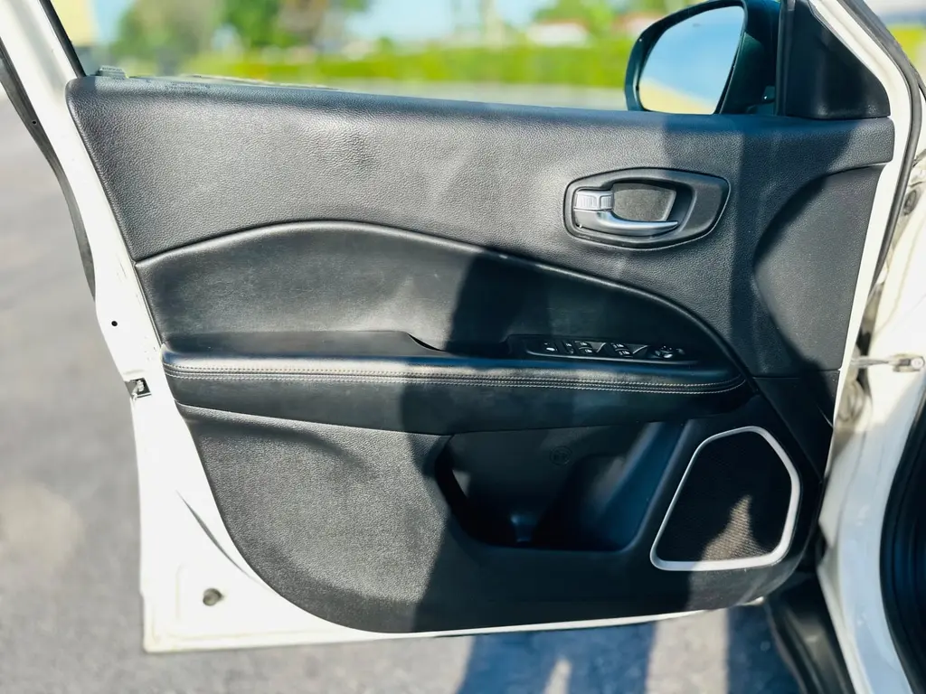 Florida Fine Cars - Used JEEP COMPASS 2018 MIAMI SPORT