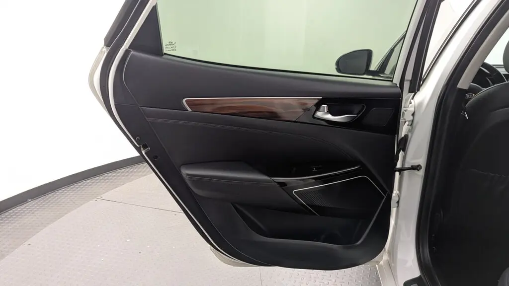 Florida Fine Cars - Used KIA CADENZA 2017 WEST PALM PREMIUM