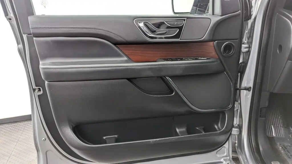 Florida Fine Cars - Used LINCOLN NAVIGATOR 2023 MIAMI STANDARD