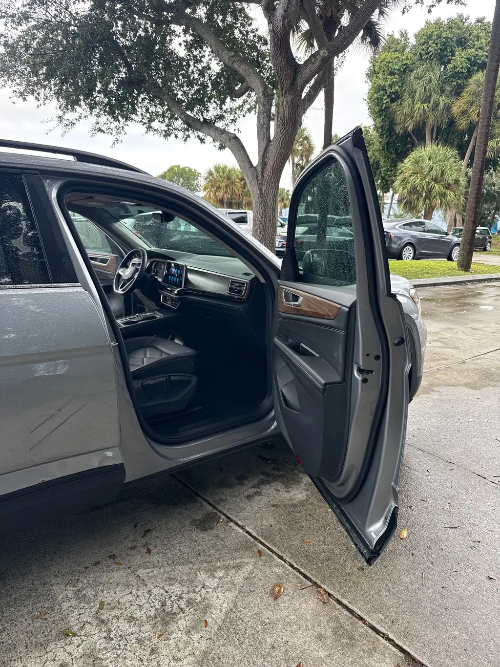 Florida Fine Cars - Used VOLKSWAGEN ATLAS 2024 WEST PALM 2.0T SE