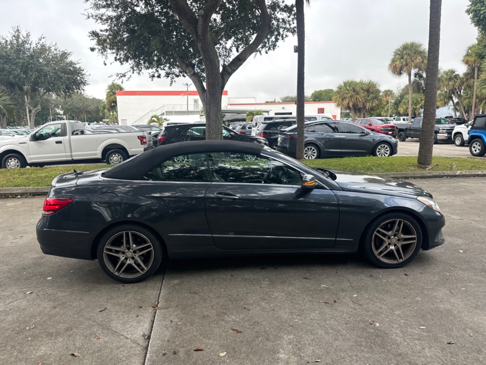 used vehicle - CONVERTIBLE MERCEDES-BENZ E-CLASS 2014