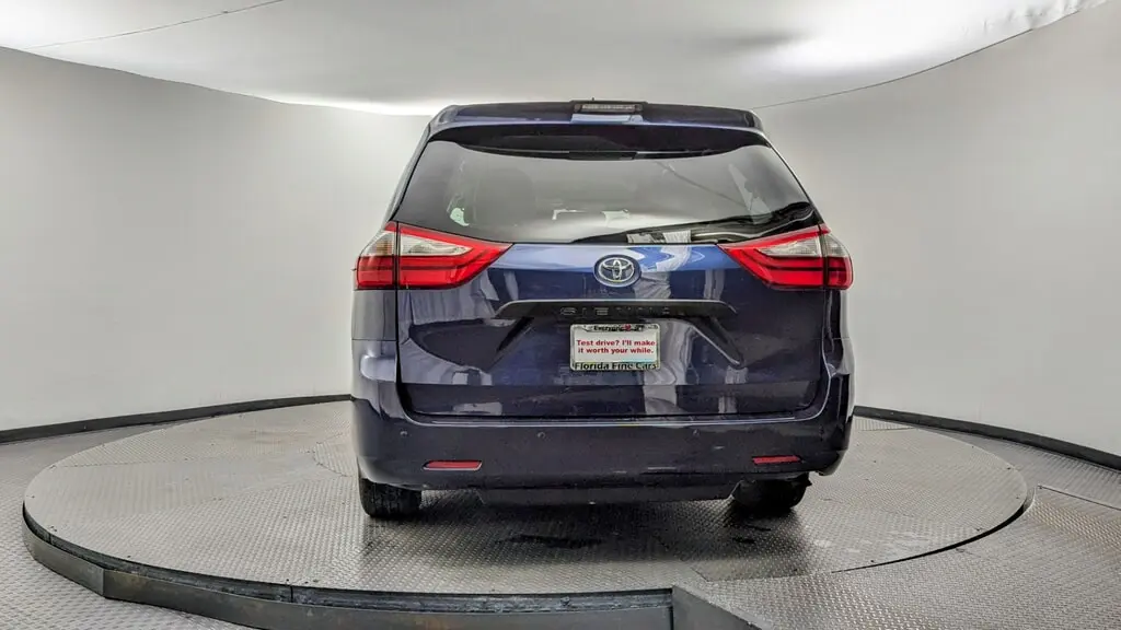Florida Fine Cars - Used TOYOTA SIENNA 2019 MARGATE L