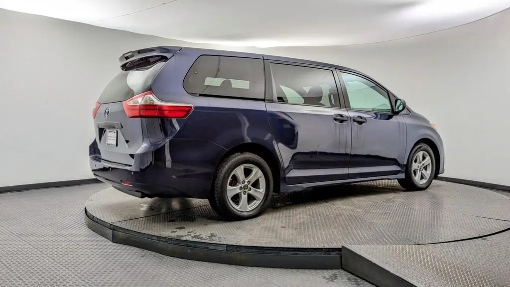 Florida Fine Cars - Used TOYOTA SIENNA 2019 MARGATE L