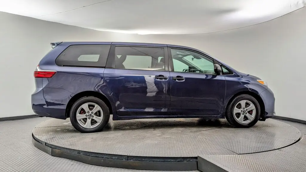 Florida Fine Cars - Used TOYOTA SIENNA 2019 MARGATE L